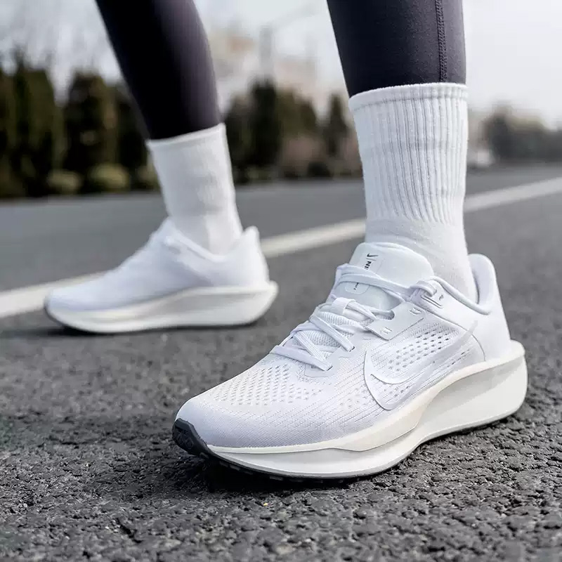 NIKE Kadın QEST 6 File Ayakkab - Women'S Shoes Nike Jordan incelemesi ve fiyatı
