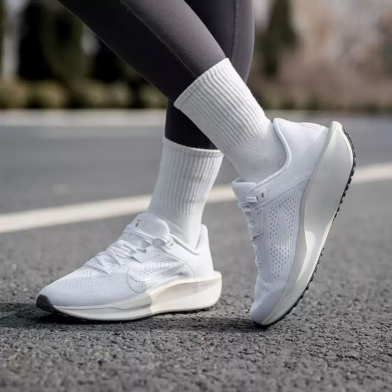 NIKE Kadın QEST 6 File Ayakkab - Women'S Shoes Nike Jordan incelemesi ve fiyatı